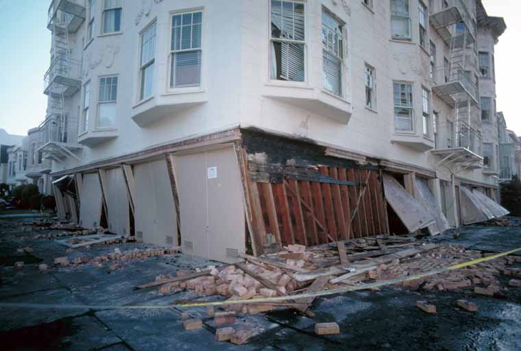 Structural damage from the Loma Prieta Earthquake